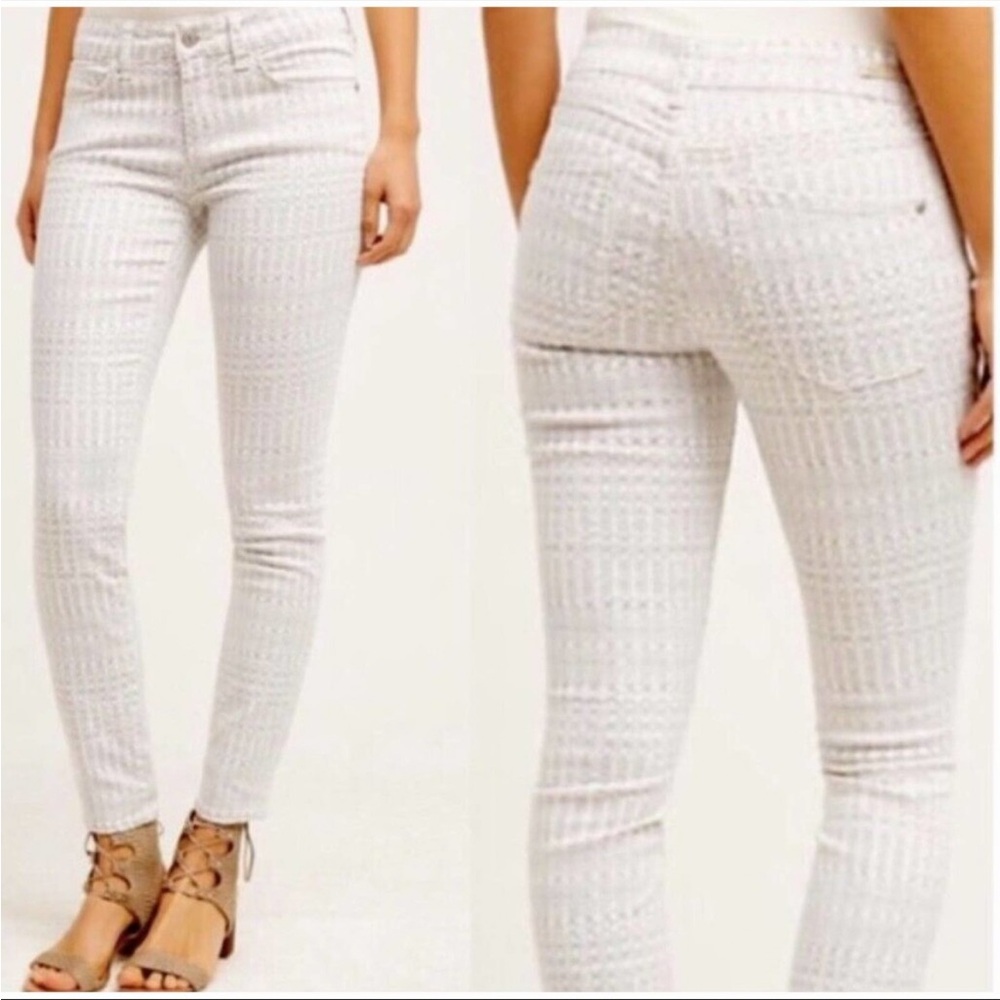Patterned Skinny Jeans